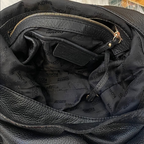 Michael Kors Black Leather Shoulder Bag - Picture 11 of 12